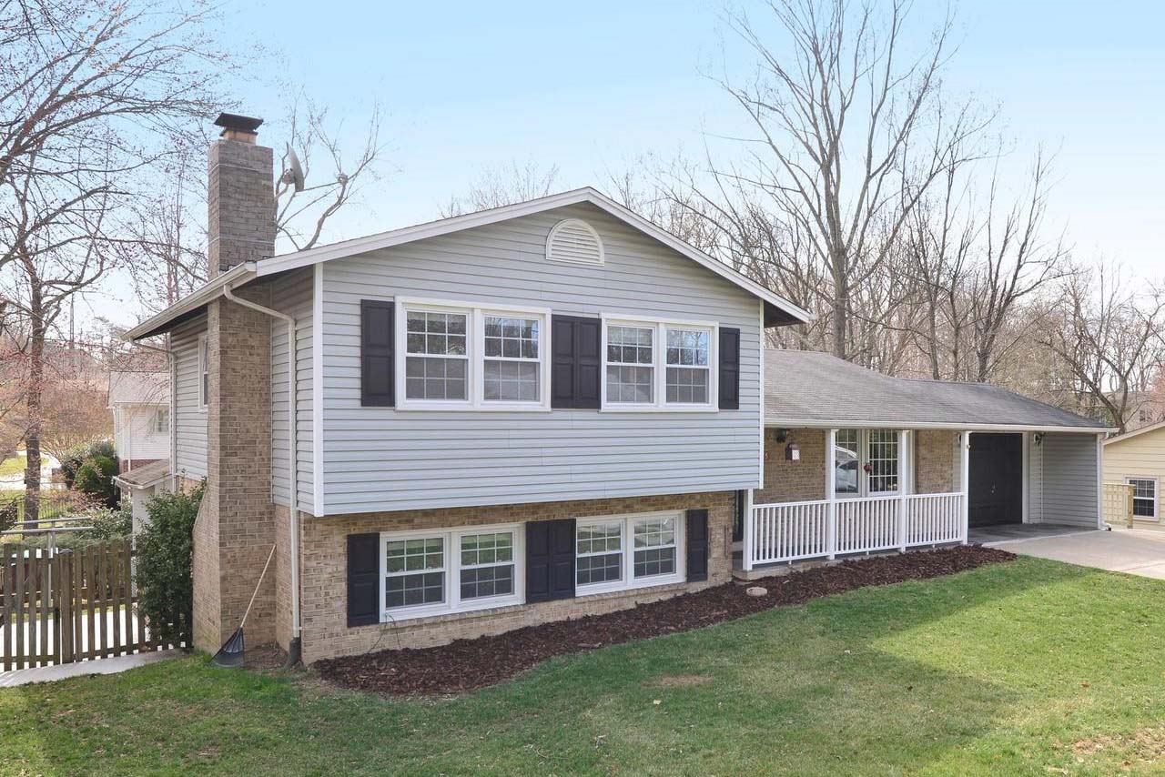 This 1972 Split Level in Alexandria, Virginia, is listed by Long & Foster Agent Brad Kintz.