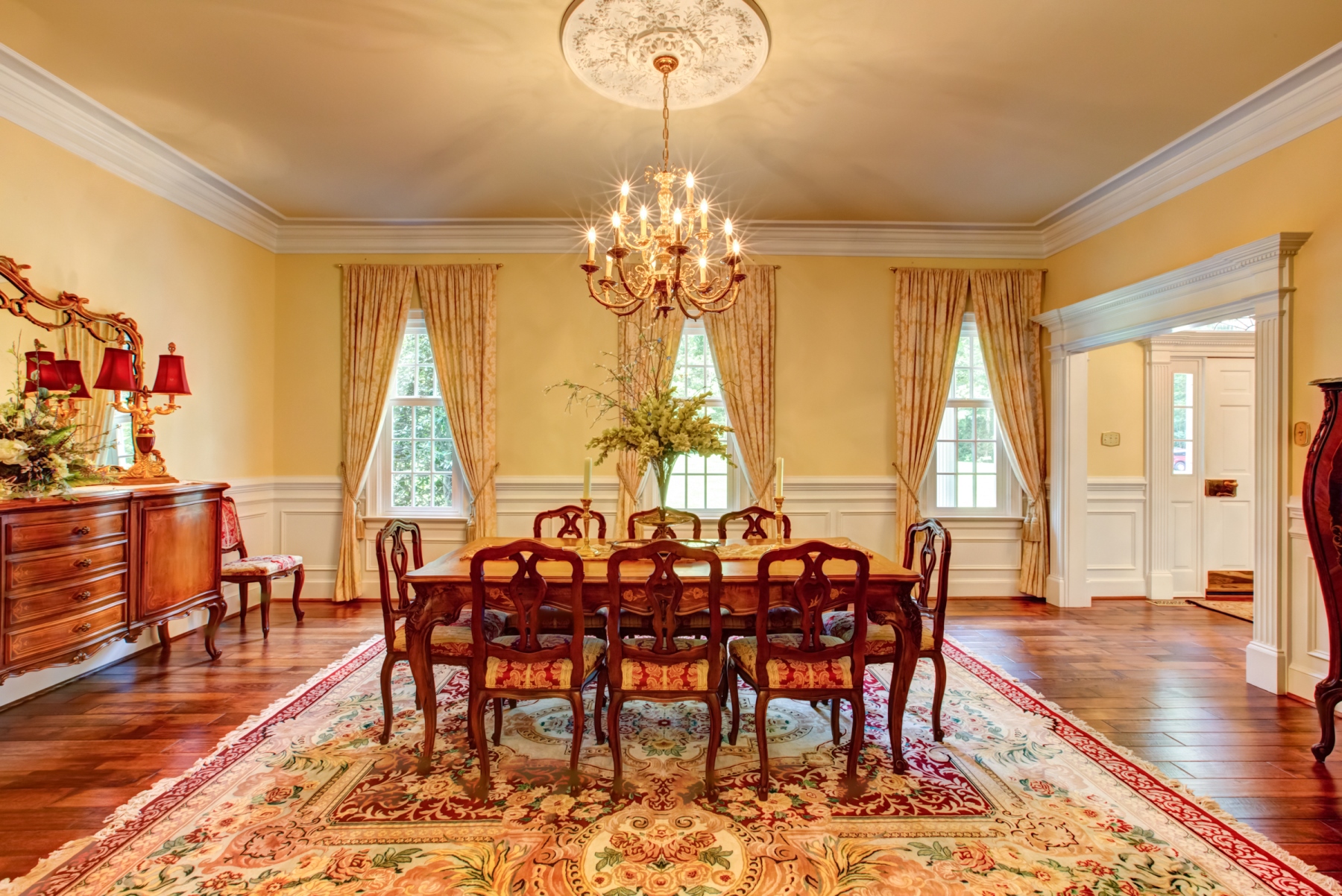 Dining Room at 209 Dryden Lane in Richmond