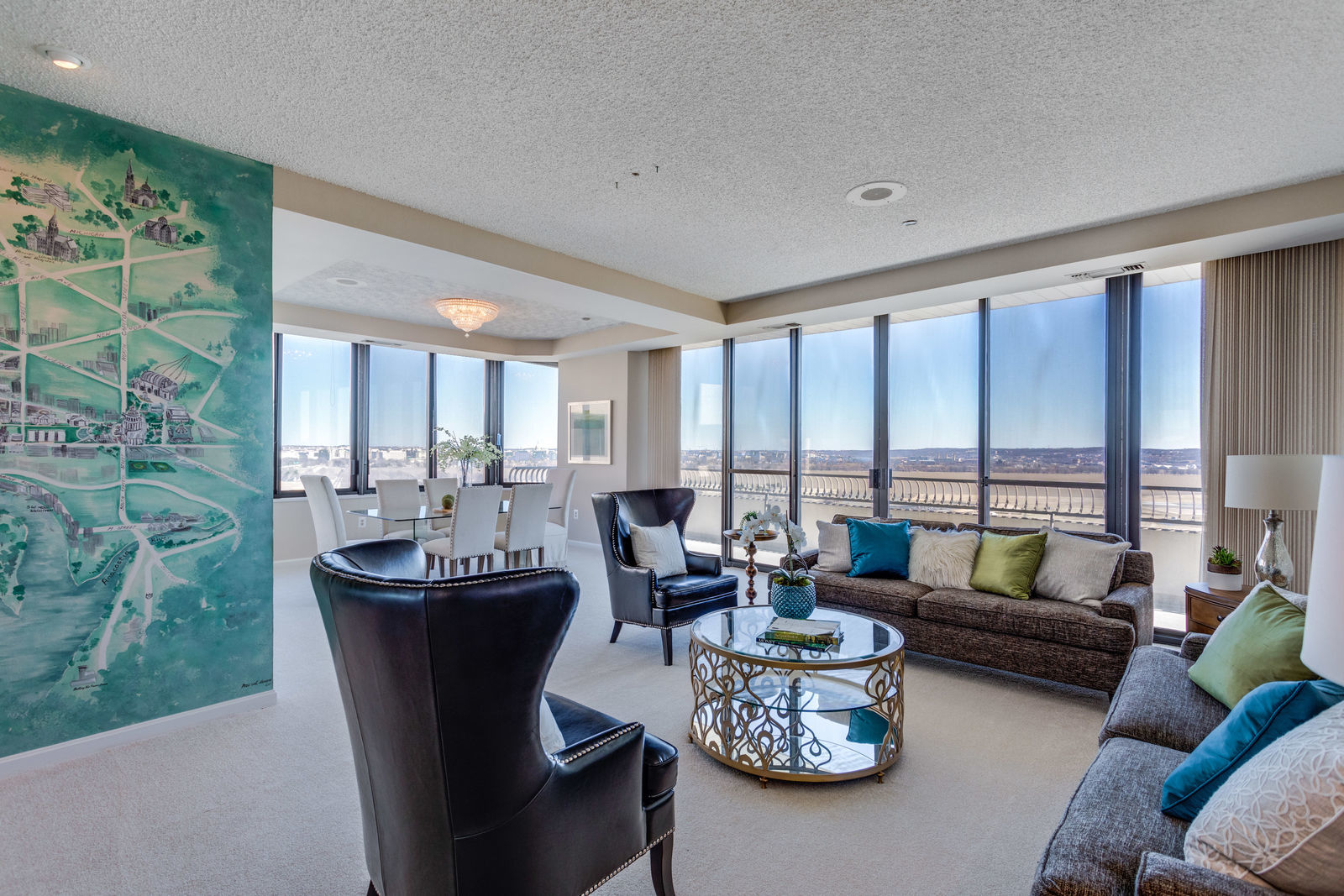 Luxury penthouse at 1300 Crystal Drive in Crystal City